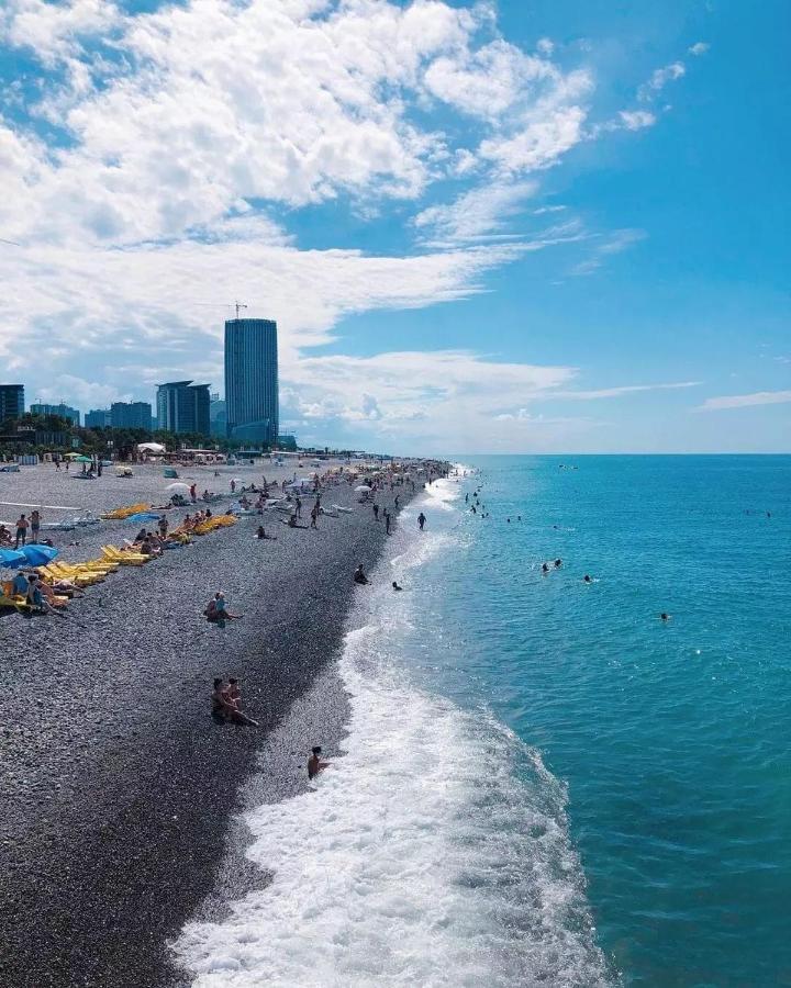 Orbi city Batumi Esterno foto