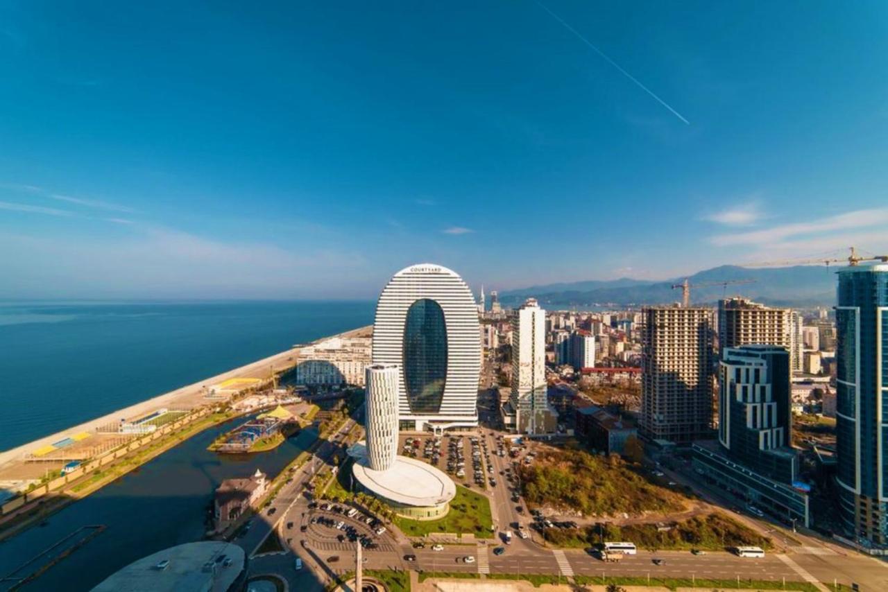 Orbi city Batumi Esterno foto